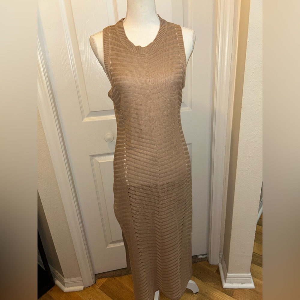 NWT “Blu Waves” Sleeveless Tan Knit Dress